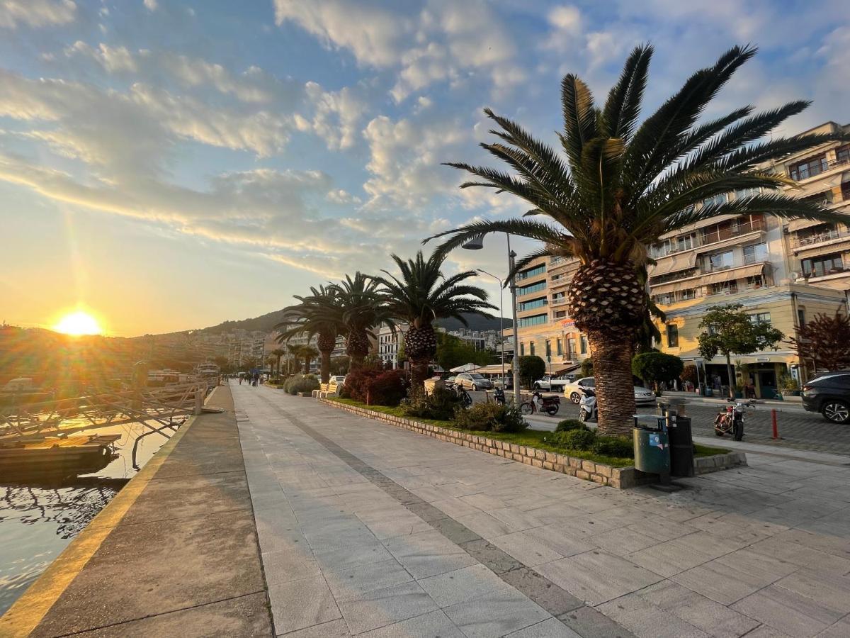 George & Nia Apartment - Central Kavala With Panoramic Terrace View Kültér fotó